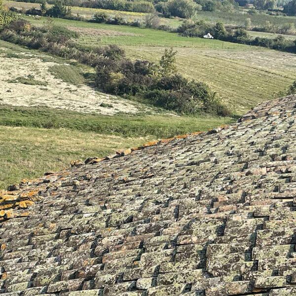 Réfection de couverture avec tuiles mécaniques zinc et solin plomb à orange